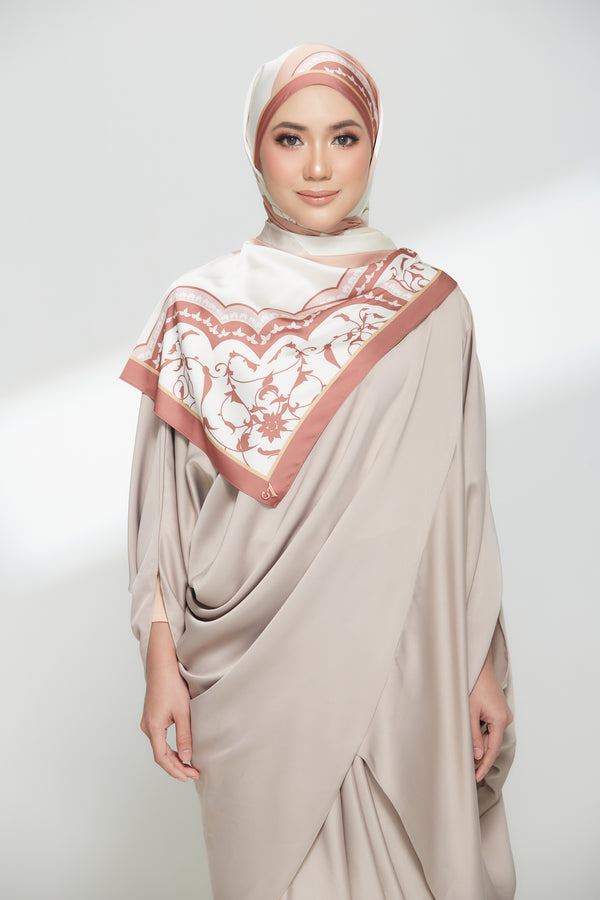 Light Red (Shawl)